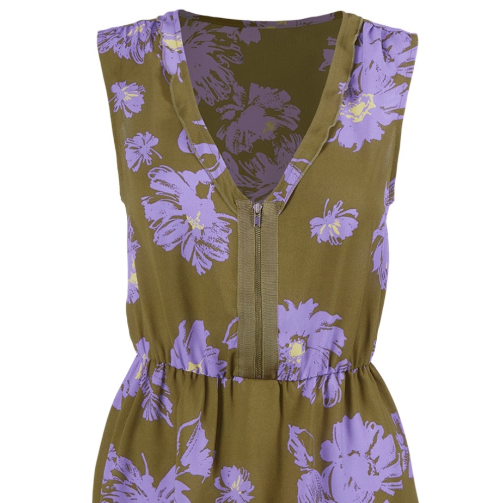 CAbi - Celebrity Top (4194 NWOT